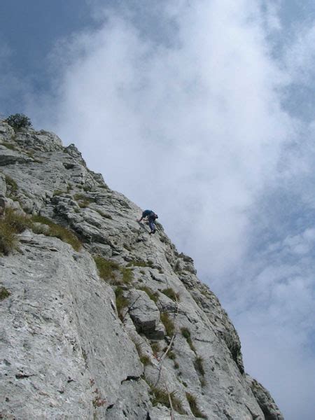 via cai vedano pilastro di prada|Grigna Settentrionale, Pilastro di Prada (m.1811) .